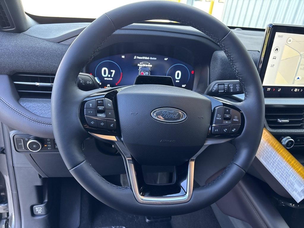 New 2026 Ford Explorer Platinum image 17