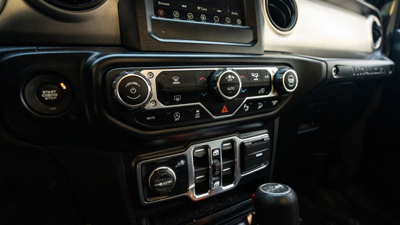 Used 2020 Jeep Wrangler Unlimited Sport S AWD/4WD image 29