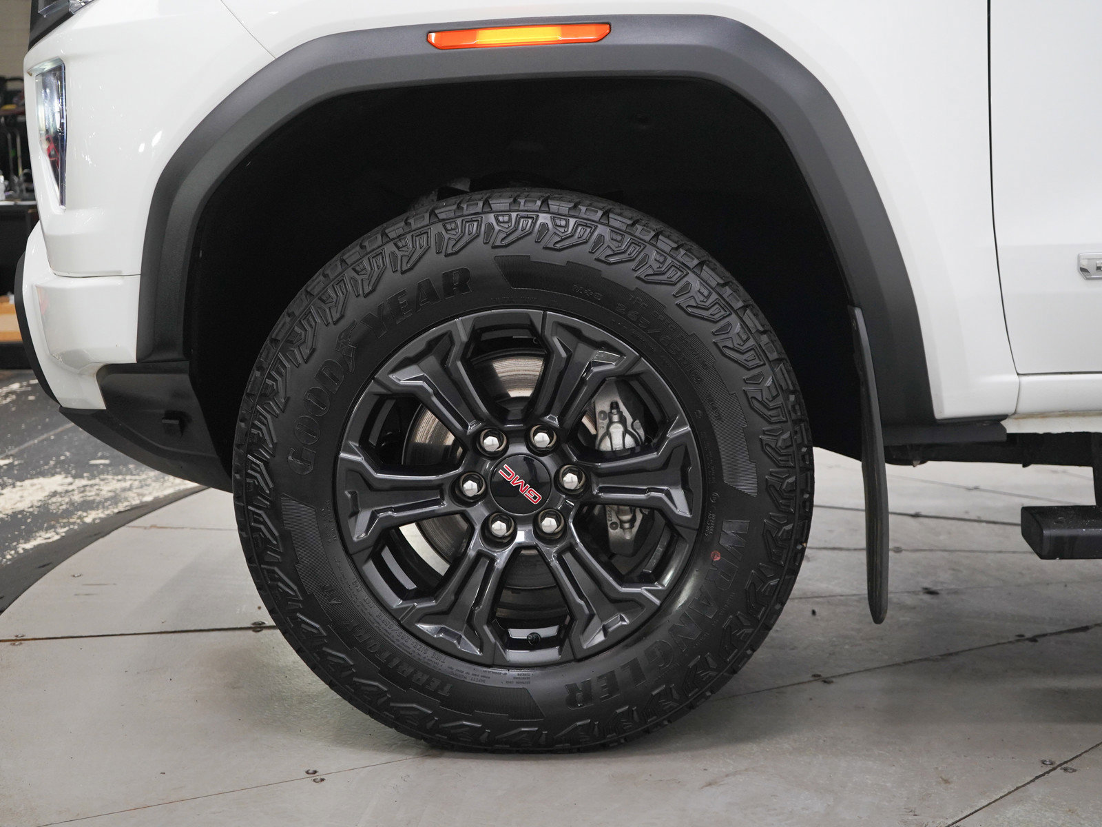 Used 2025 GMC Canyon Elevation w/ Convenience Package AWD/4WD image 28
