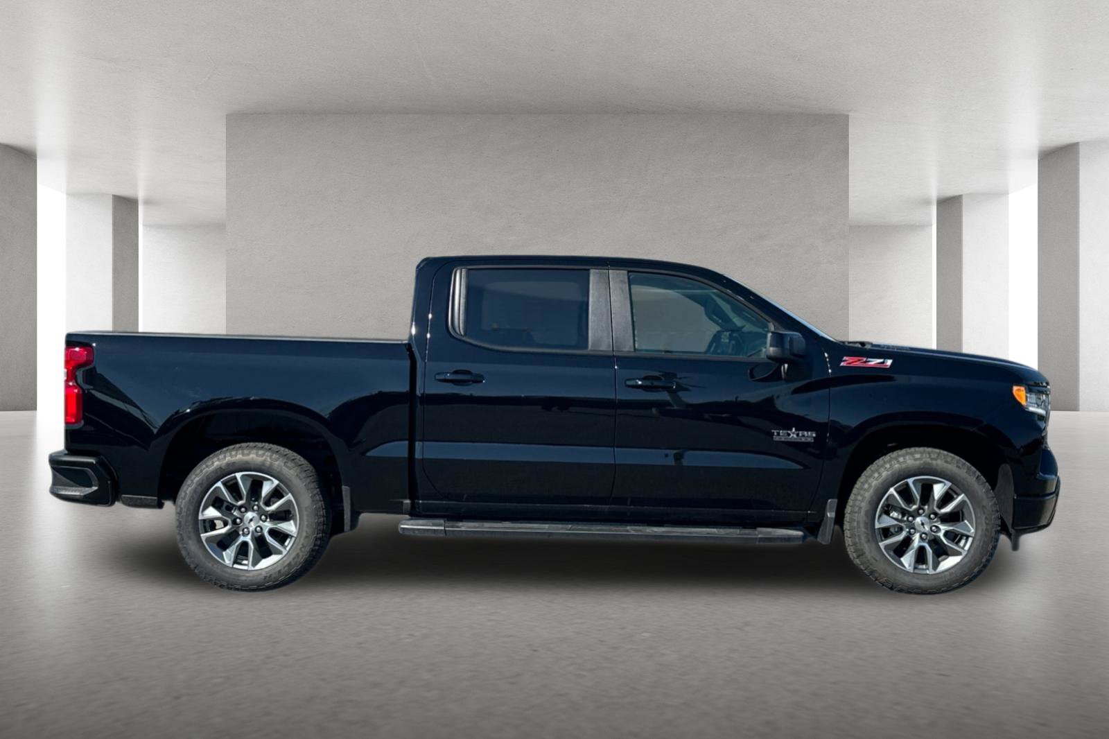 New 2026 Chevrolet Silverado 1500 RST w/ Texas Edition Plus AWD/4WD image 3