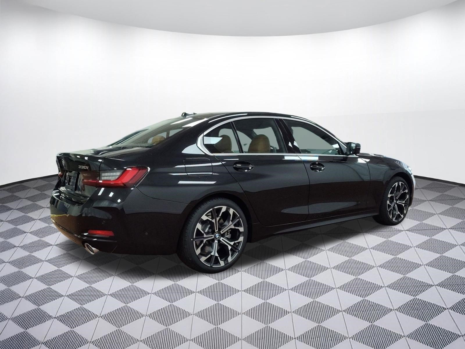 Used 2026 BMW 330i xDrive Sedan w/ Premium Package AWD/4WD image 8