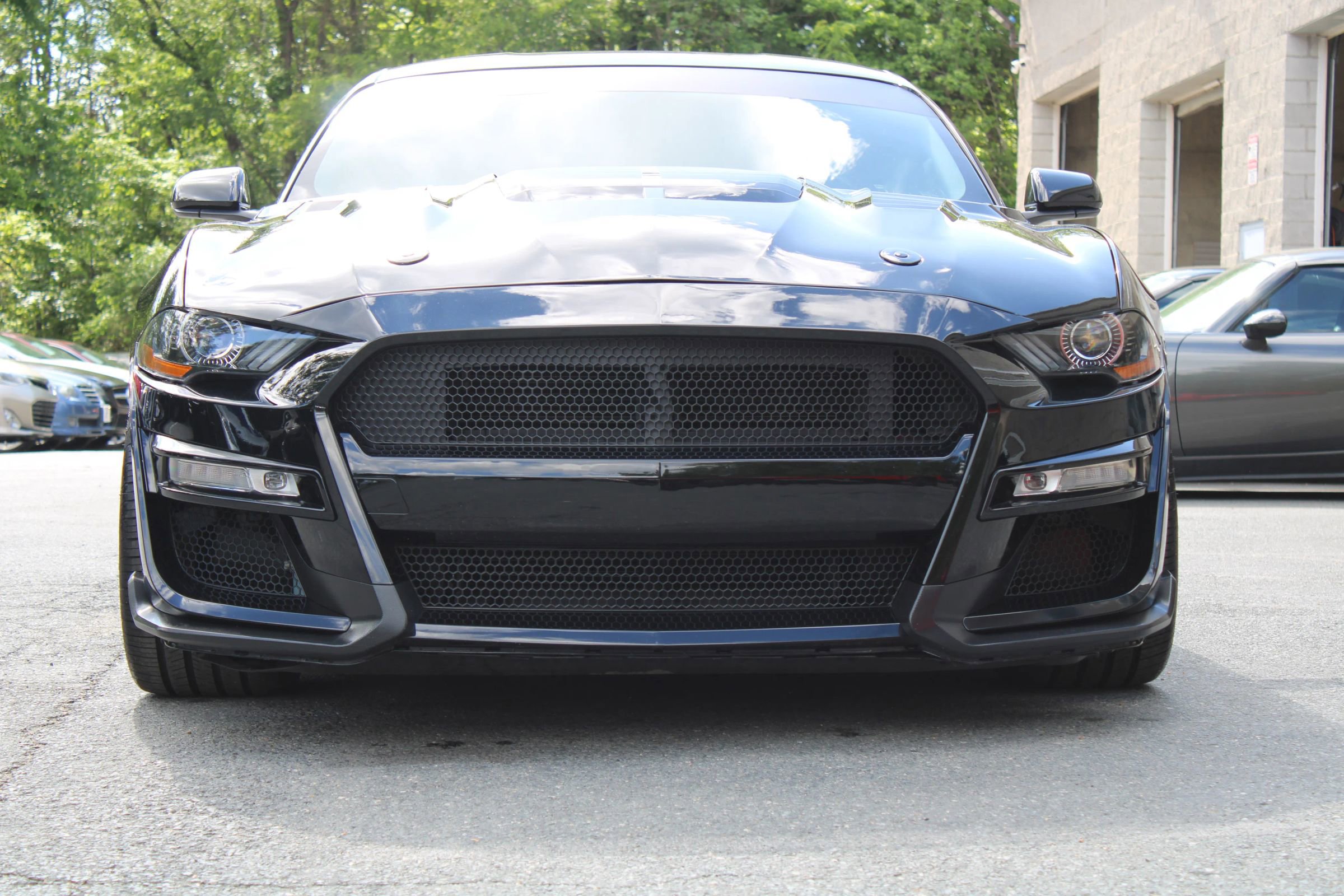 Used 2020 Ford Mustang GT RWD image 2