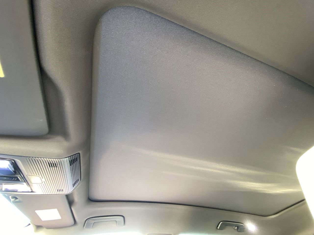 New 2025 Volkswagen ID.4 Pro S image 18