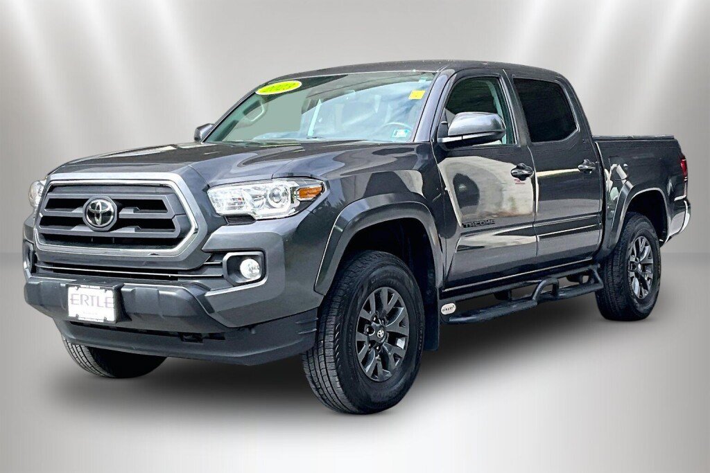Used 2023 Toyota Tacoma SR5 AWD/4WD image 3