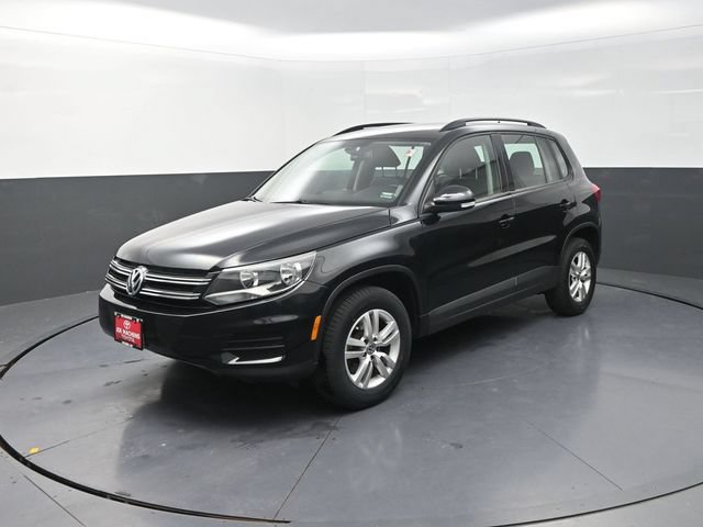 Used 2017 Volkswagen Tiguan S FWD image 3