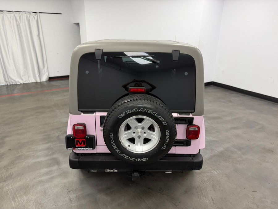 Used 2004 Jeep Wrangler Sahara w/ Dual Top Group AWD/4WD image 11