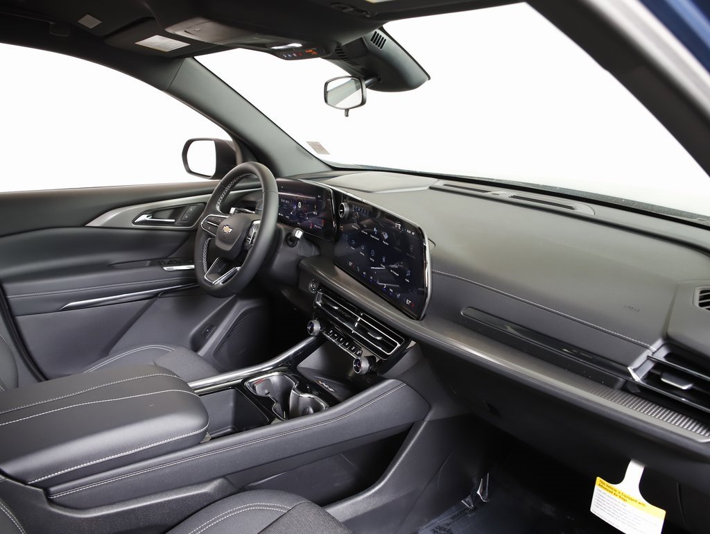 New 2026 Chevrolet Traverse LT image 8