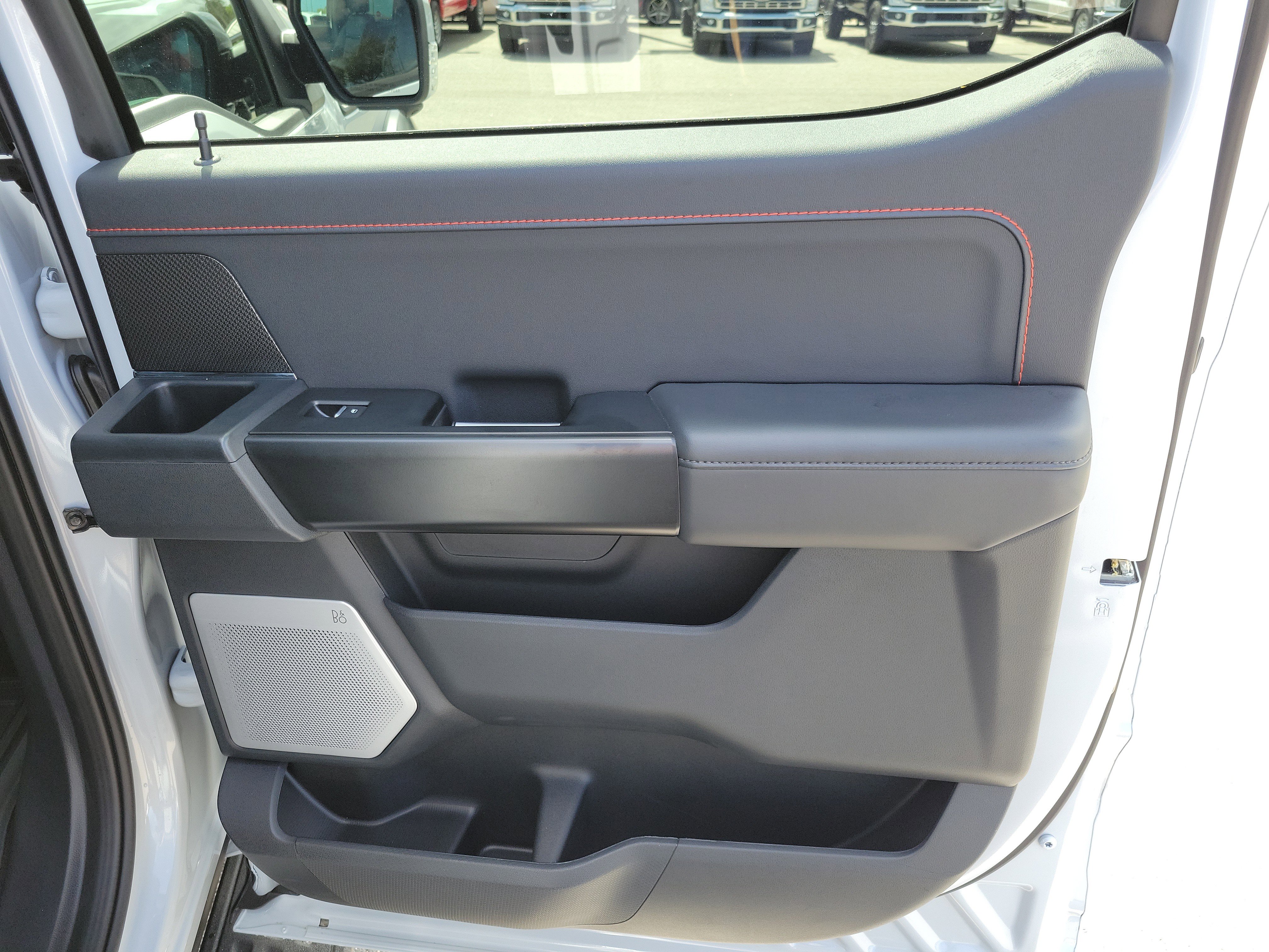 Used 2025 Ford F150 Raptor image 26