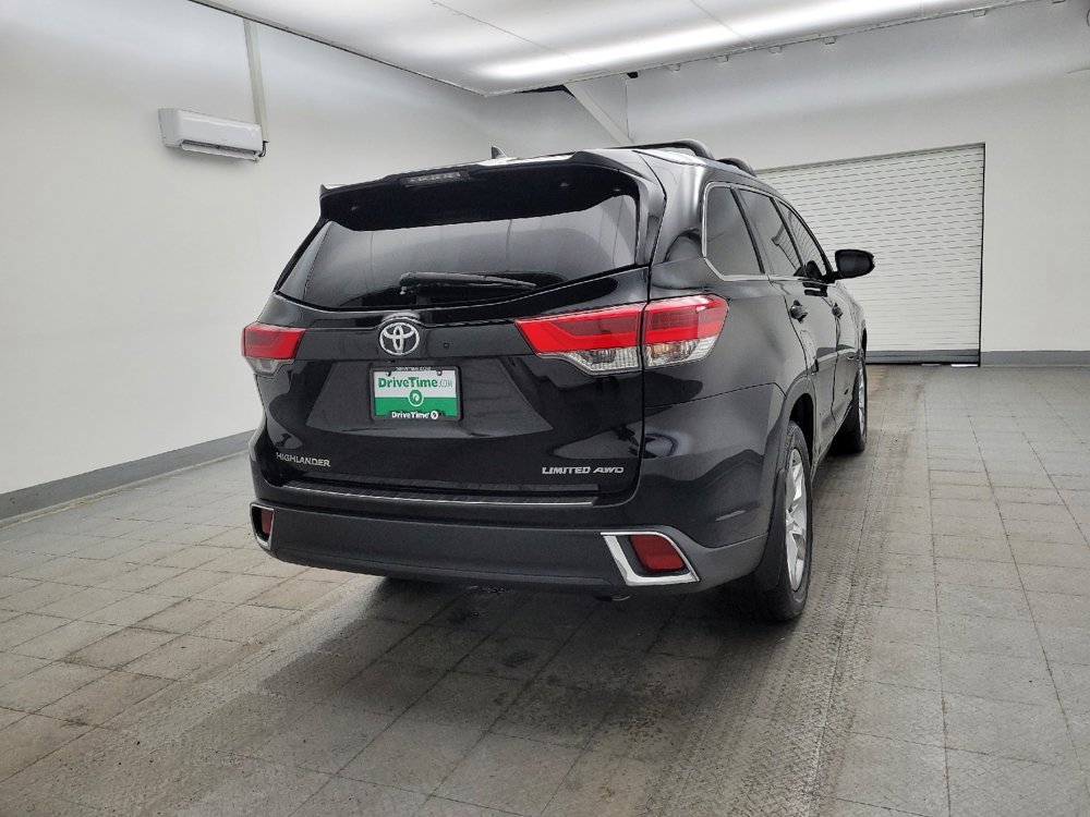 Used 2019 Toyota Highlander Limited image 7