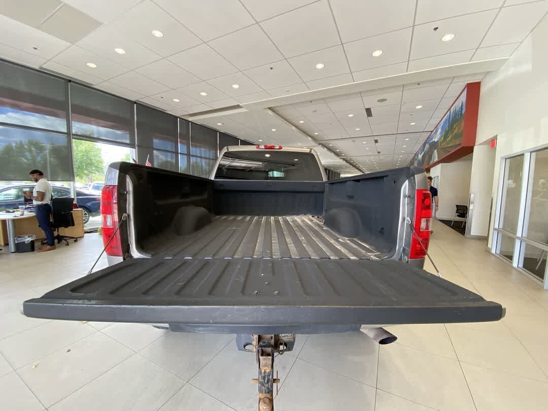 Used 2013 Chevrolet Silverado 2500 LT AWD/4WD image 25