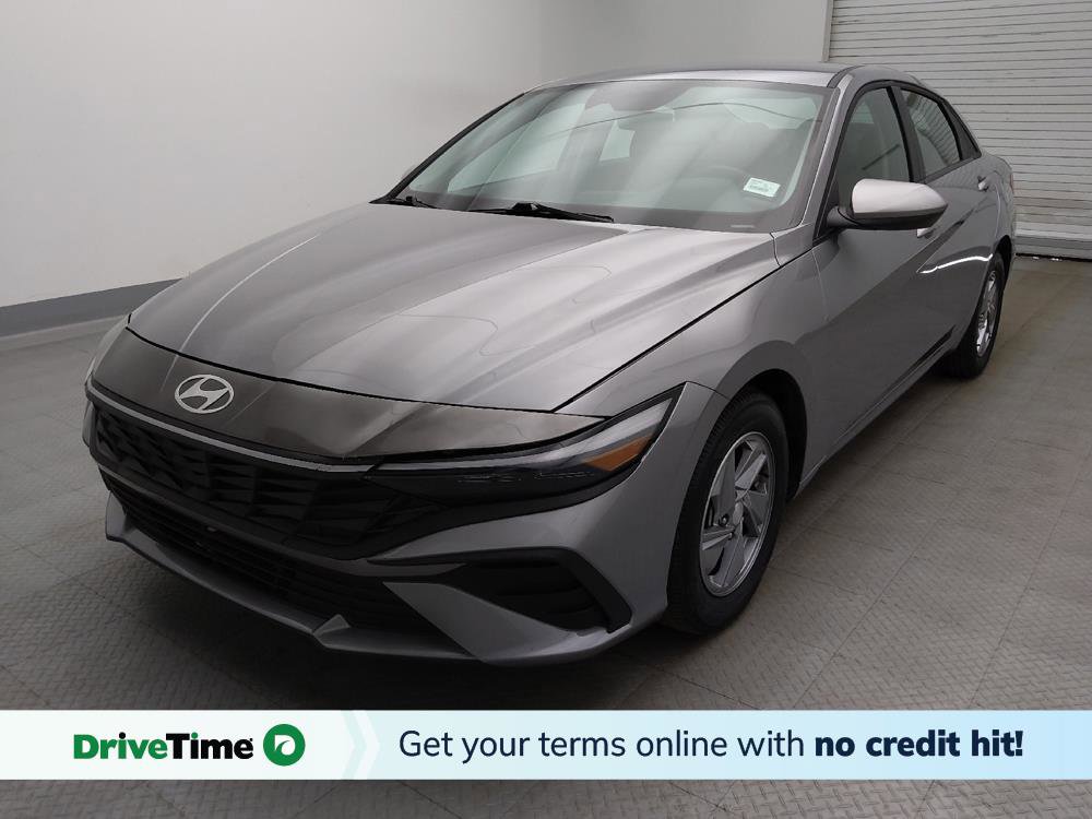Used 2025 Hyundai Elantra SE FWD image 1