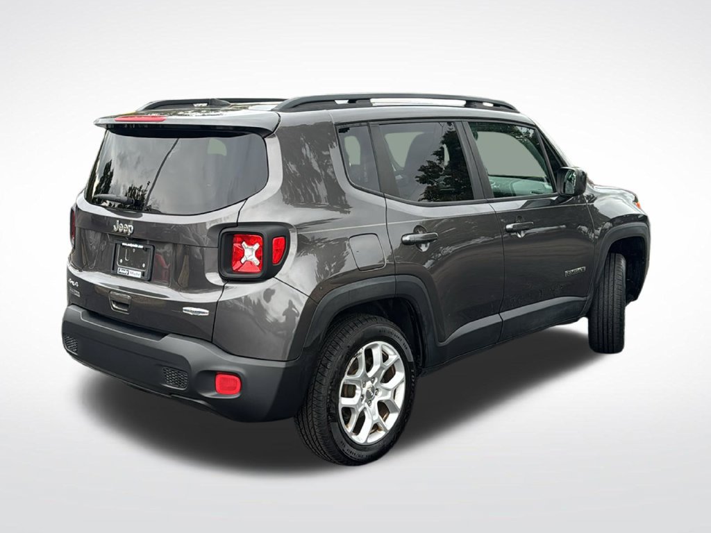 Used 2018 Jeep Renegade Latitude w/ Popular Equipment Group AWD/4WD image 7