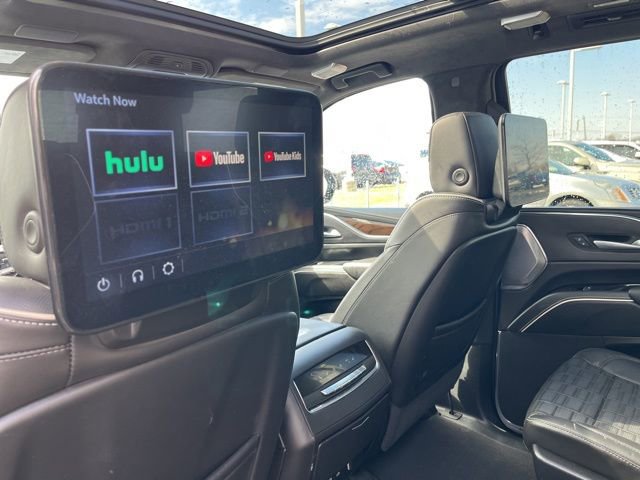 Used 2024 Cadillac Escalade Sport Platinum w/ LPO, ONYX Package image 13