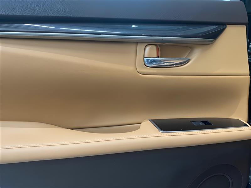 Used 2018 Lexus ES 350 w/ Navigation System Package FWD image 21