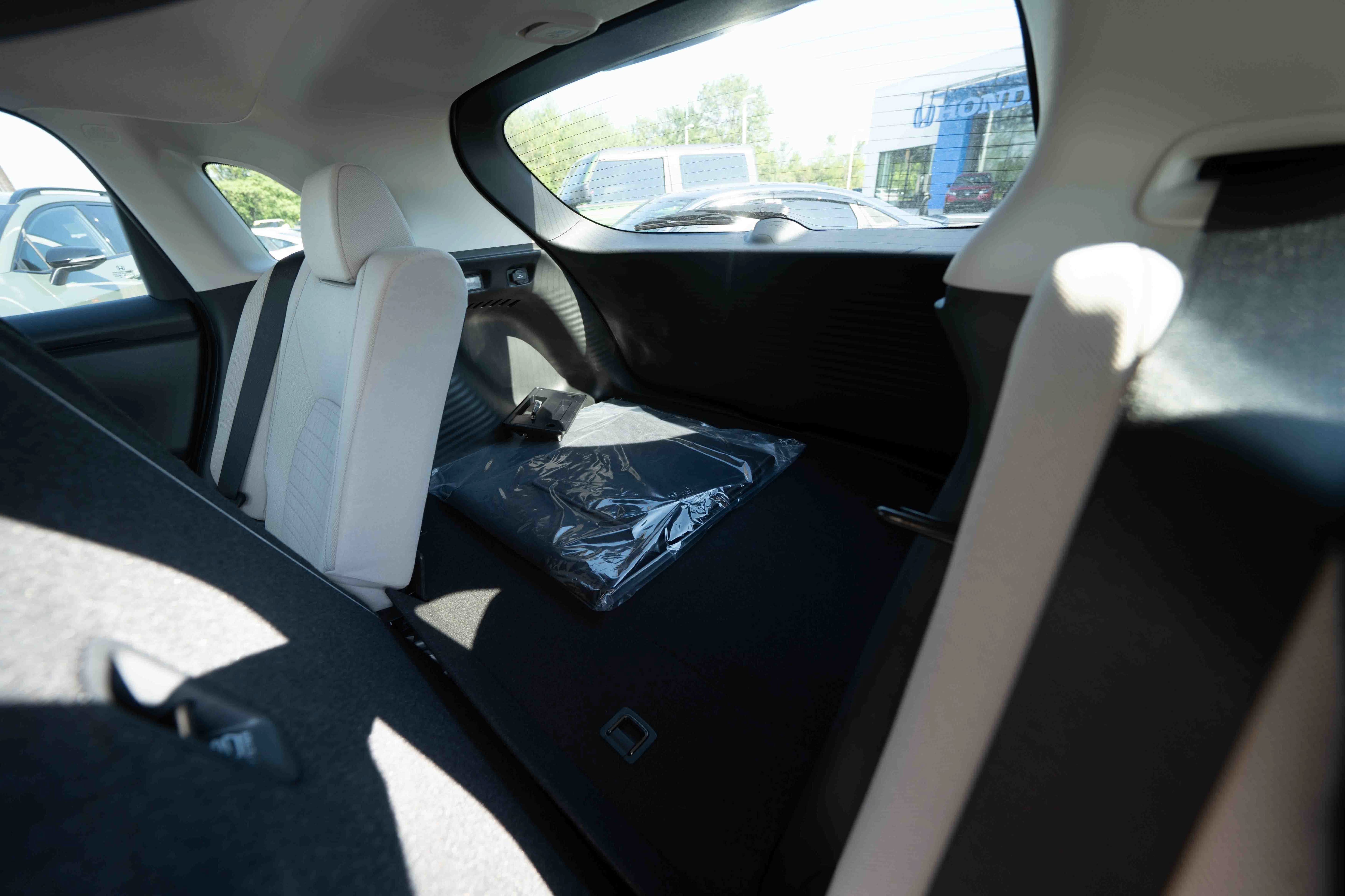 New 2027 Honda HR-V LX image 24