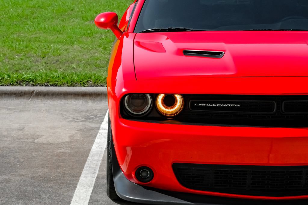 Used 2016 Dodge Challenger R/T Scat Pack RWD image 43