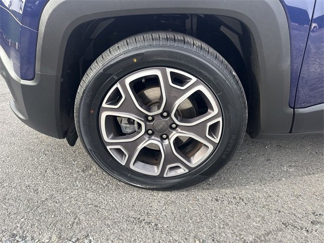 Used 2016 Jeep Renegade Limited image 10