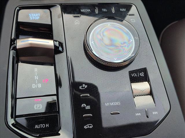 Used 2026 BMW iX xDrive60 image 12