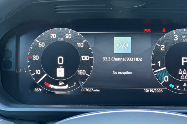 Certified 2025 Land Rover Discovery Dynamic SE AWD/4WD image 26