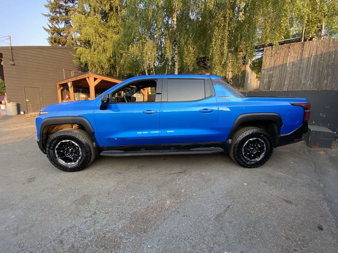 Used 2026 Chevrolet Silverado EV Trail Boss AWD/4WD image 3