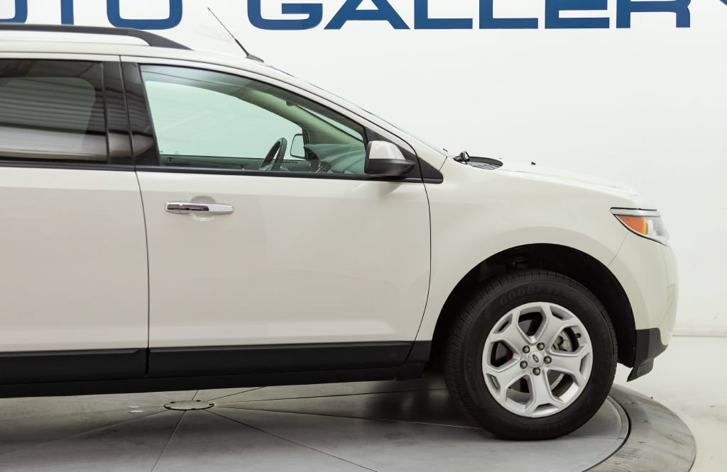 Used 2011 Ford Edge SEL w/ 202A Rapid Spec Order Code AWD/4WD image 17