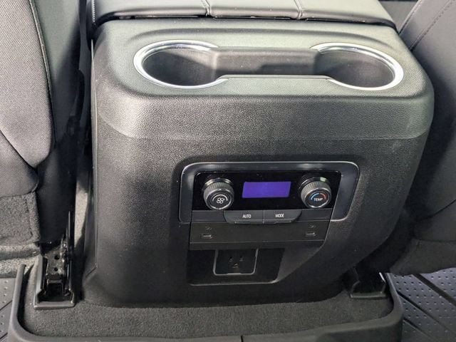 Certified 2025 Chevrolet Tahoe LS AWD/4WD image 30