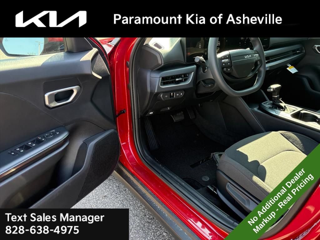 New 2026 Kia K4 FWD image 15