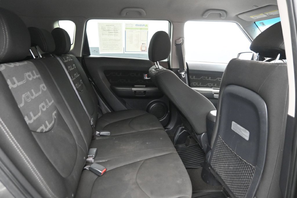 Used 2012 Kia Soul + w/ Audio Pkg FWD image 10