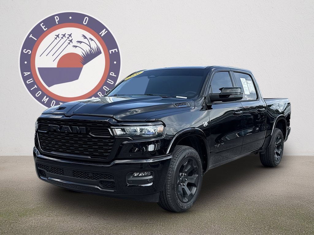 Used 2026 RAM 1500 Big Horn AWD/4WD image 2