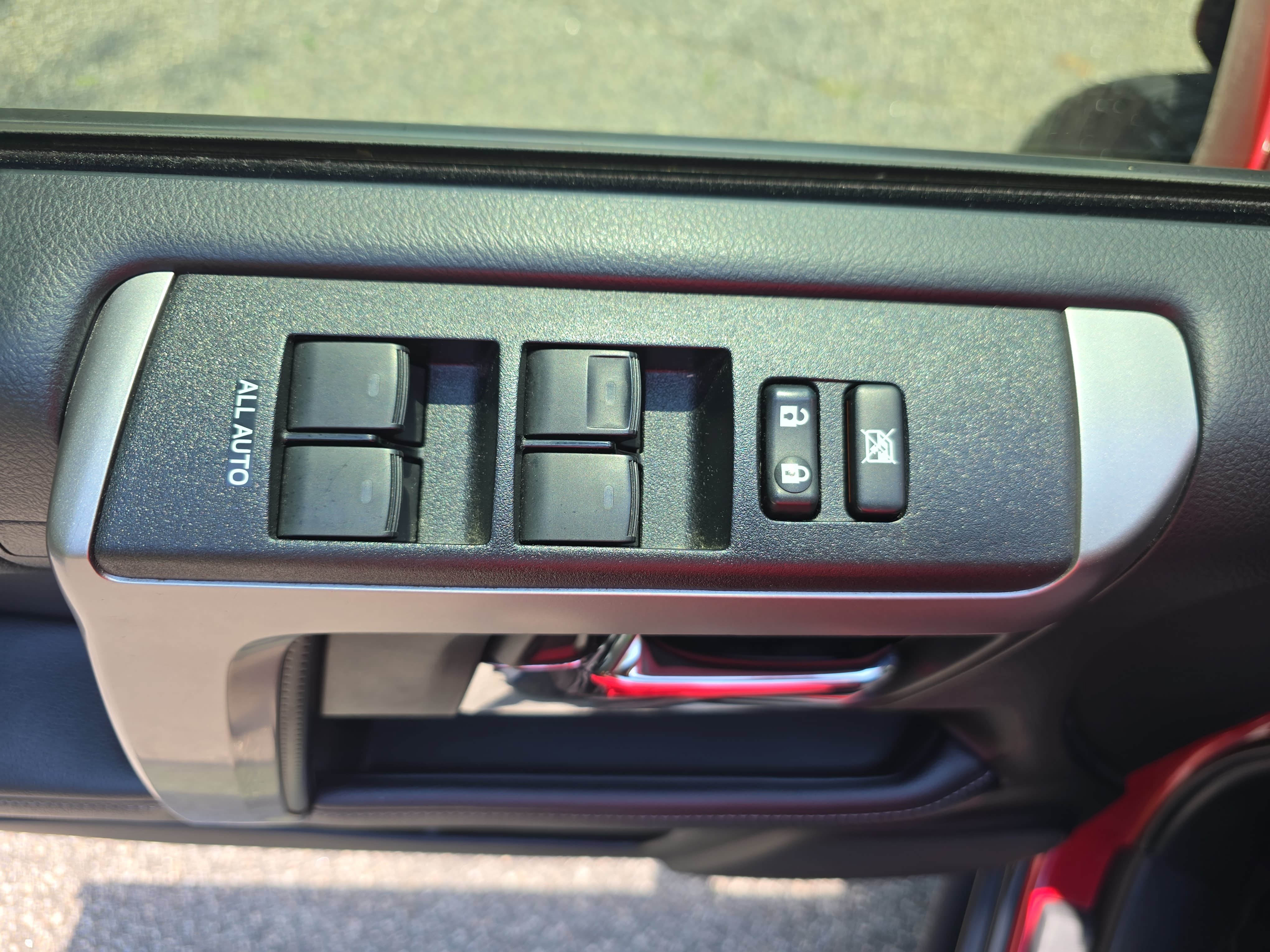 Used 2020 Toyota 4Runner SR5 Premium AWD/4WD image 27