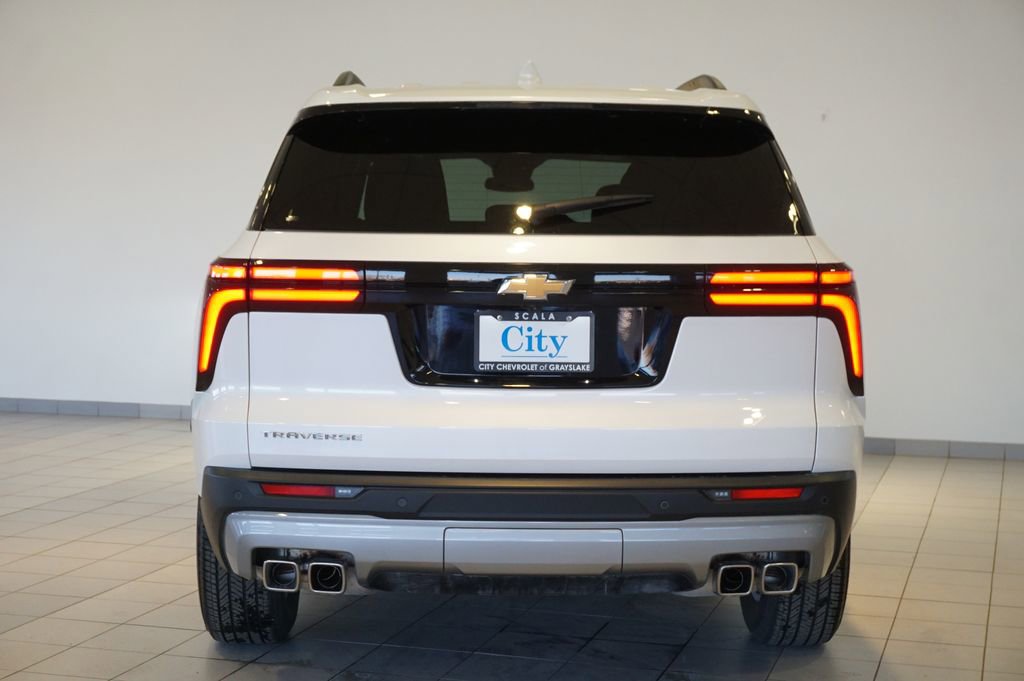 New 2025 Chevrolet Traverse LT w/ Driver Confidence Package image 6