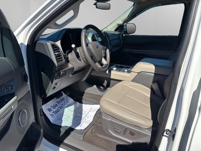Used 2020 Ford Expedition Max XLT w/ Equipment Group 202A AWD/4WD image 9