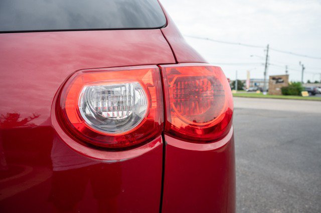 Used 2012 Chevrolet Traverse LT FWD image 13