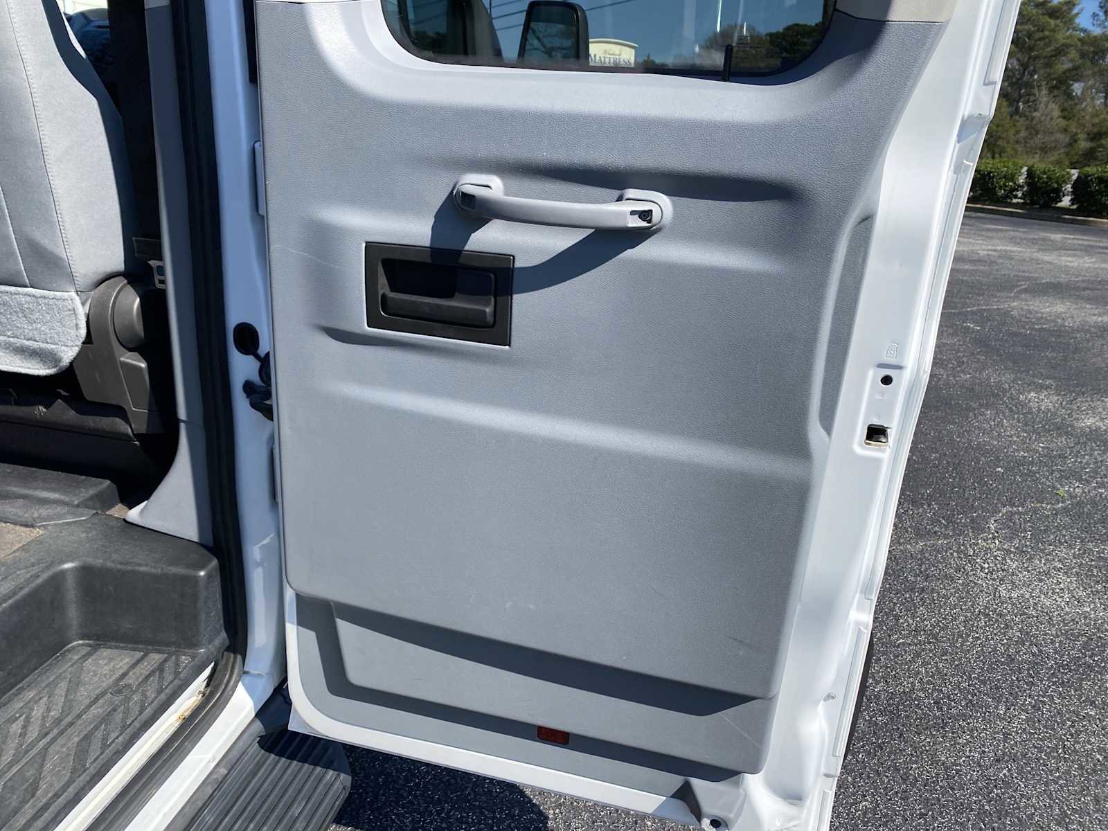 Used 2019 Ford Transit 350 XLT image 26