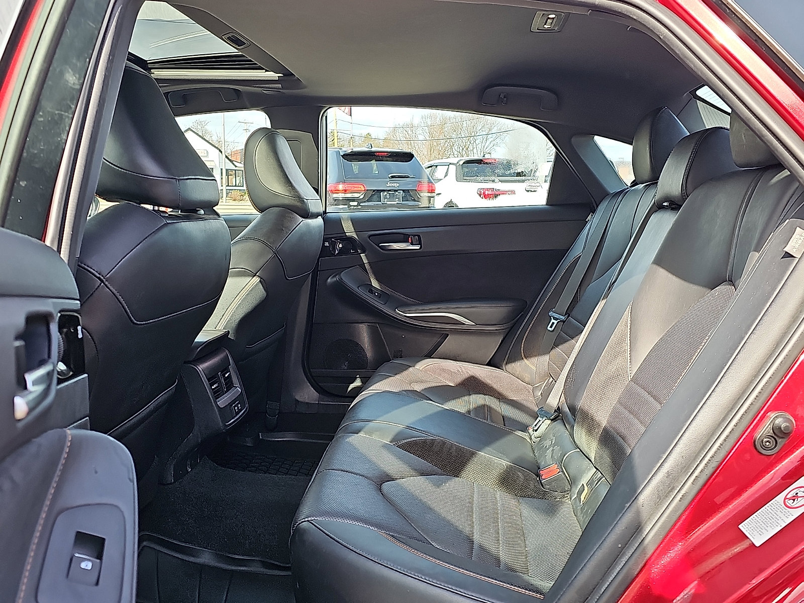 Used 2019 Toyota Avalon XSE w/ All Weather Liner Package image 10