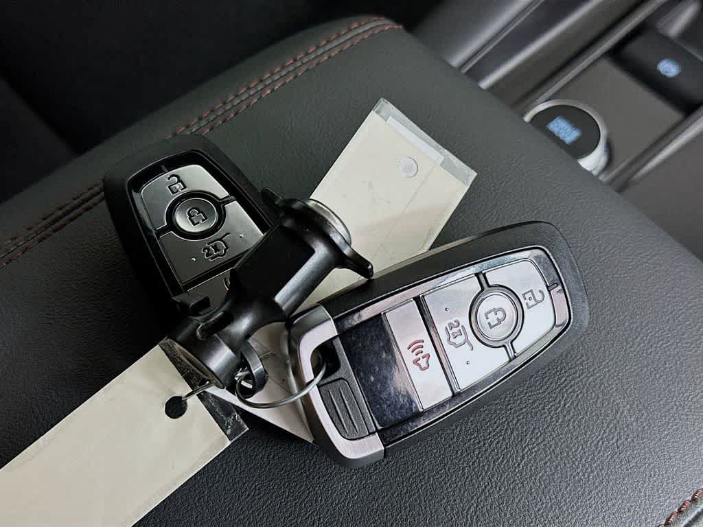 New 2026 Ford Explorer Active RWD image 20