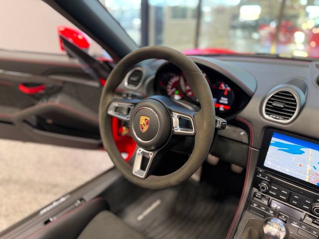 Used 2022 Porsche 718 Boxster Spyder RWD image 30