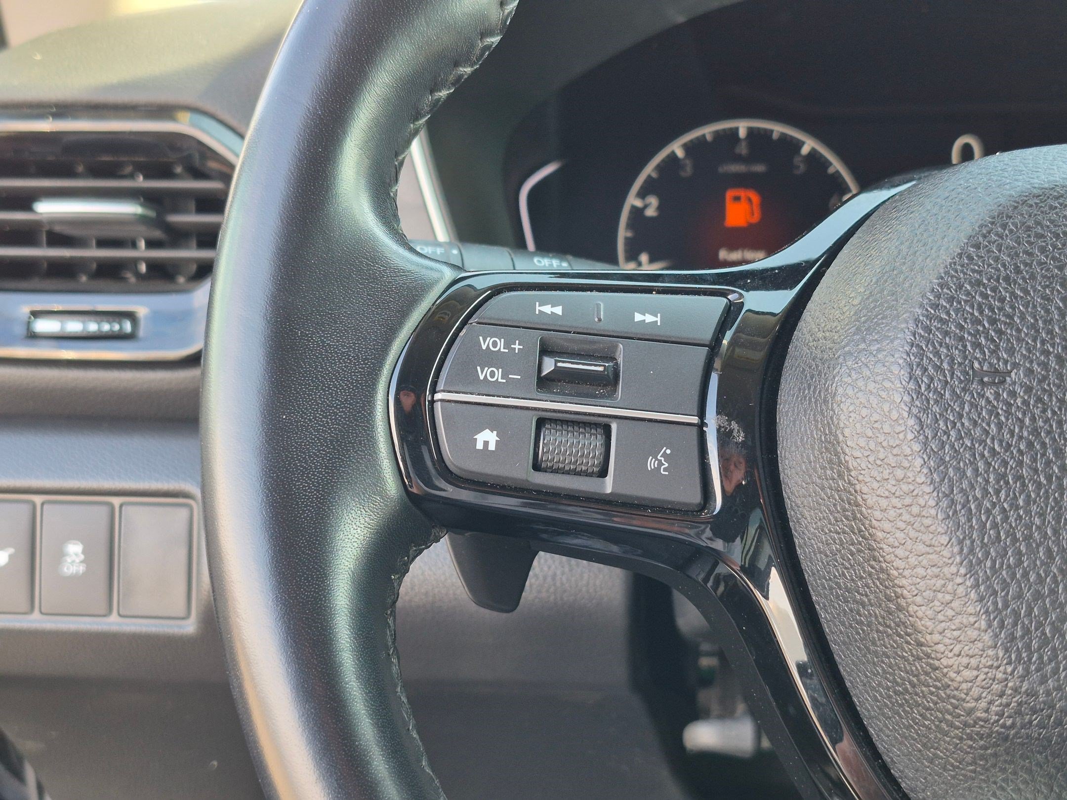 Used 2024 Honda Pilot EX-L image 19