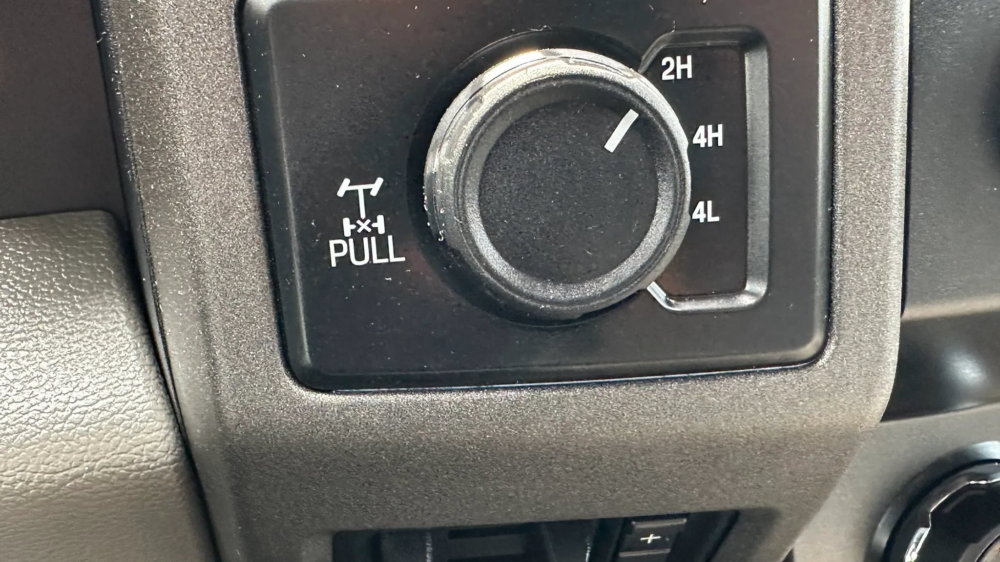 Used 2019 Ford F250 XL w/ Power Equipment Group AWD/4WD image 18