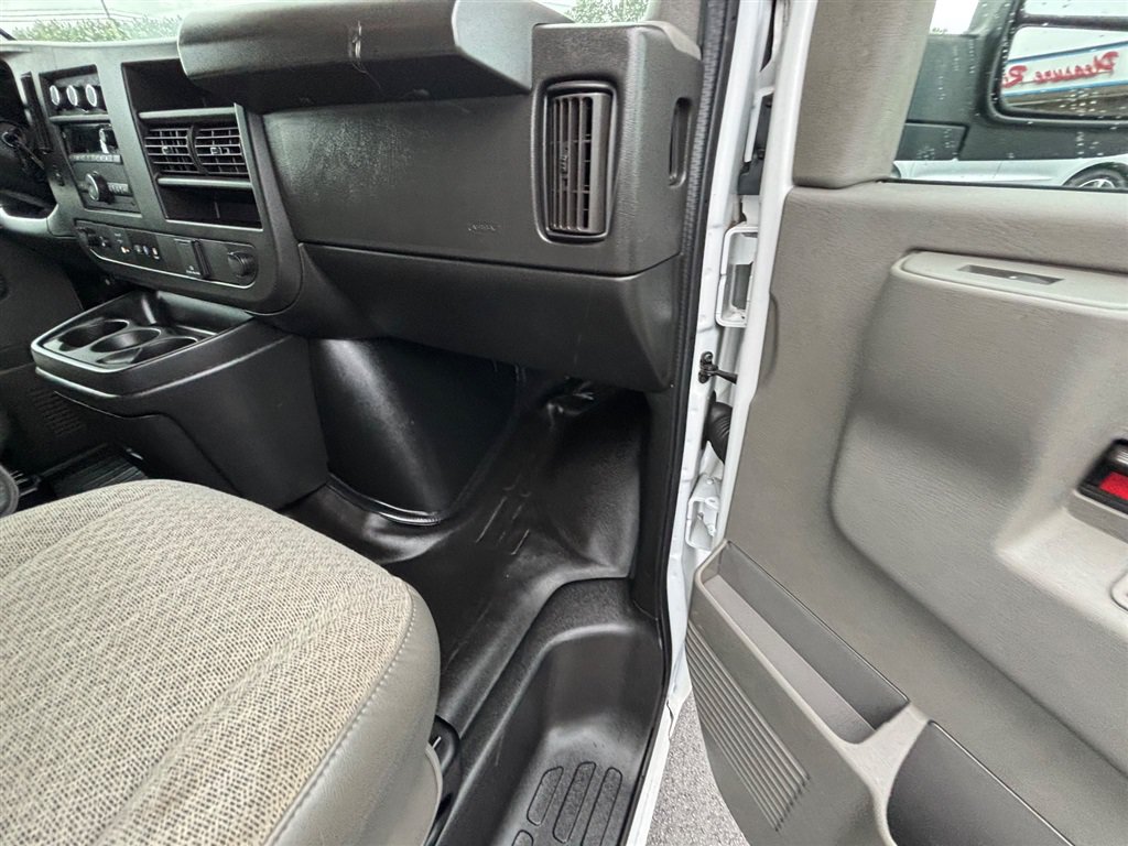 Used 2022 Chevrolet Express 2500 w/ Driver Convenience Package RWD image 22