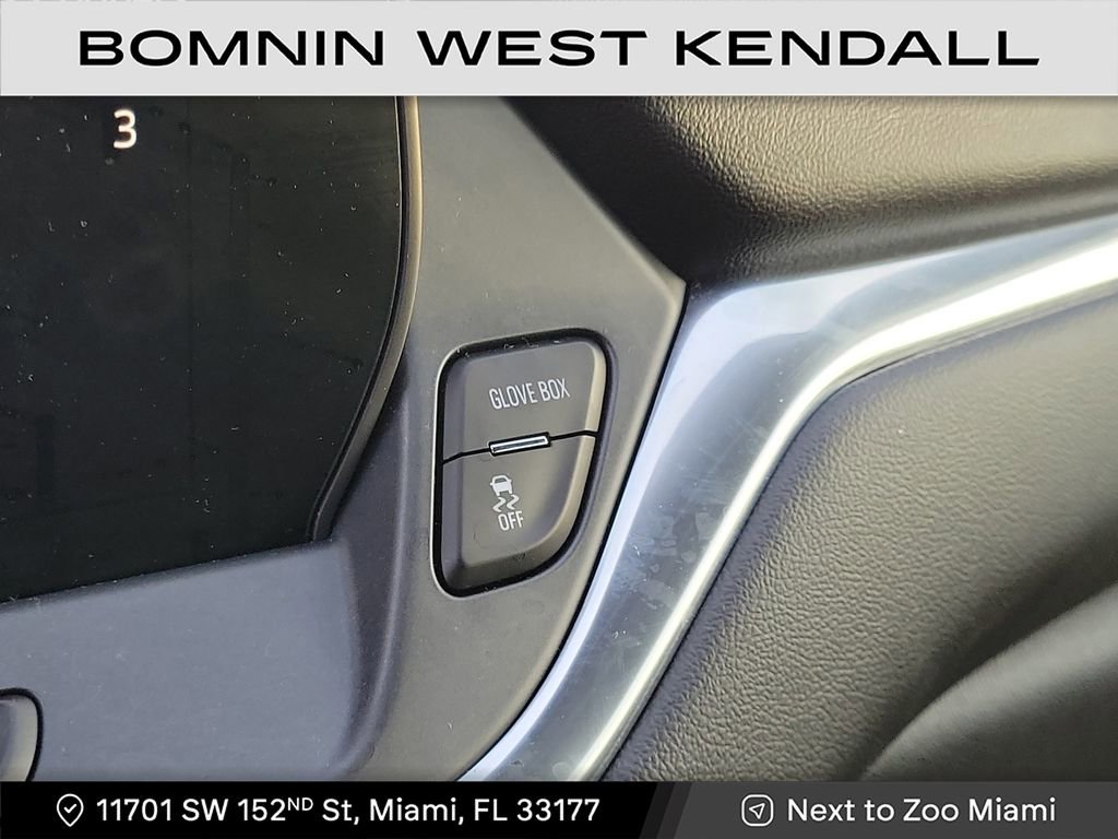 Used 2024 Chevrolet Blazer LT image 16