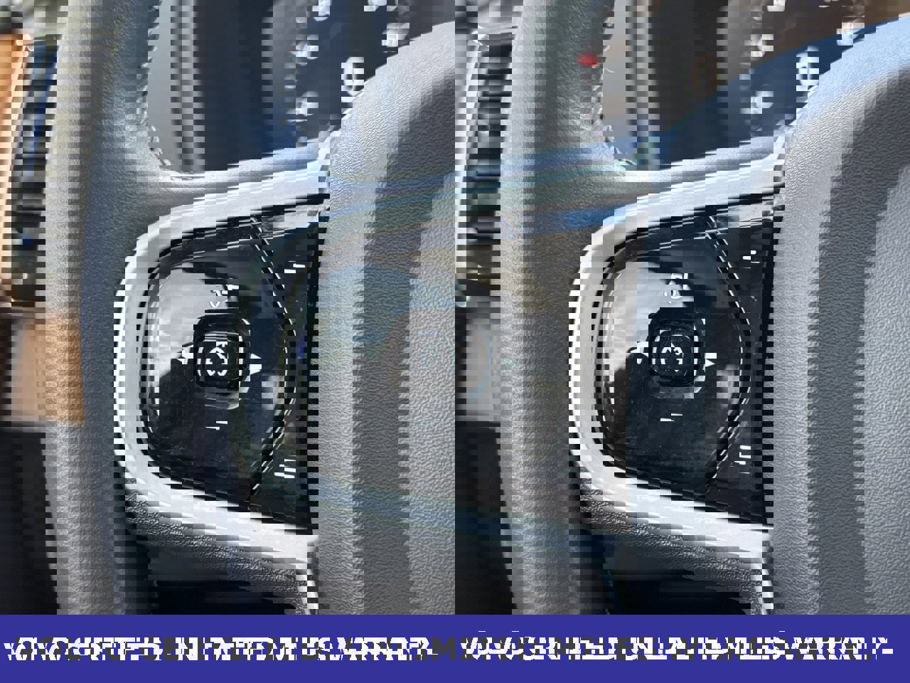 Certified 2022 Volvo XC90 T8 Inscription Expression w/ Advanced Package image 16