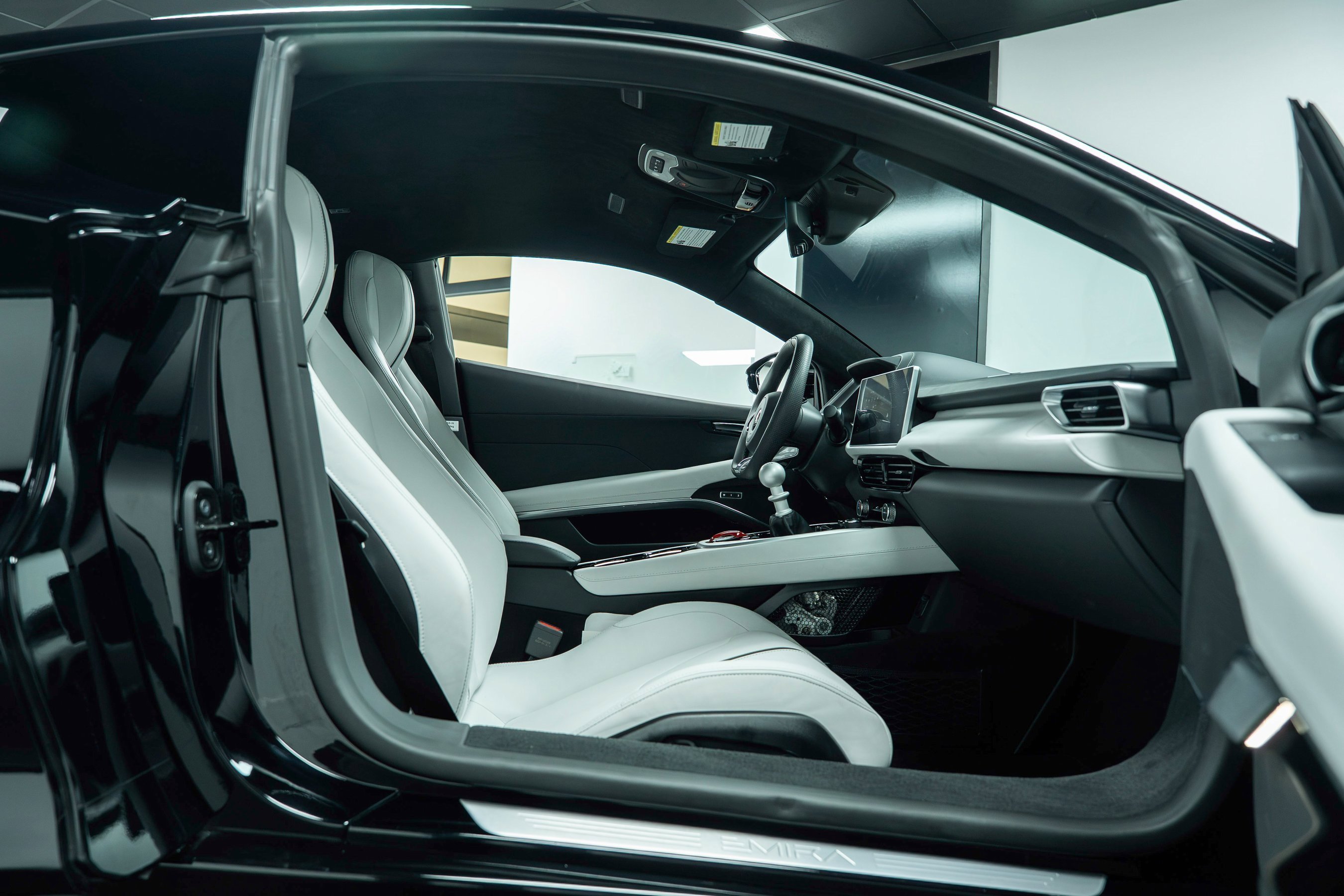 New 2025 Lotus Emira image 43