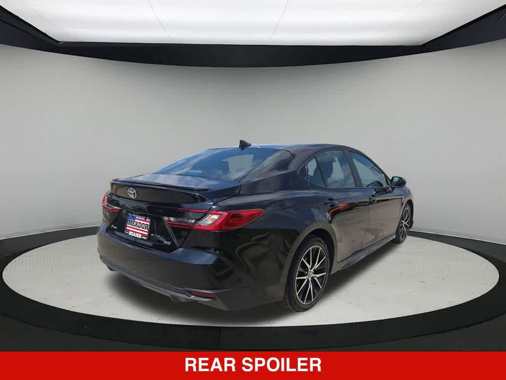 Used 2025 Toyota Camry SE FWD image 6