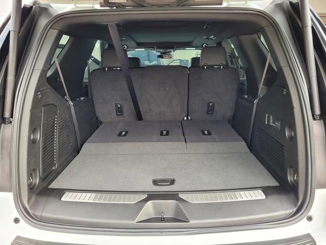 Used 2024 GMC Yukon AT4 w/ Technology Package image 26