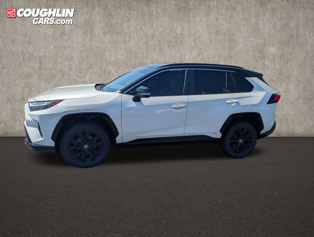 Used 2022 Toyota RAV4 XSE w/ XSE Grade Weather Package AWD/4WD image 4