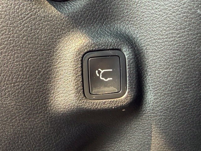 Used 2018 Jeep Compass Trailhawk w/ Leather Interior Group AWD/4WD image 18