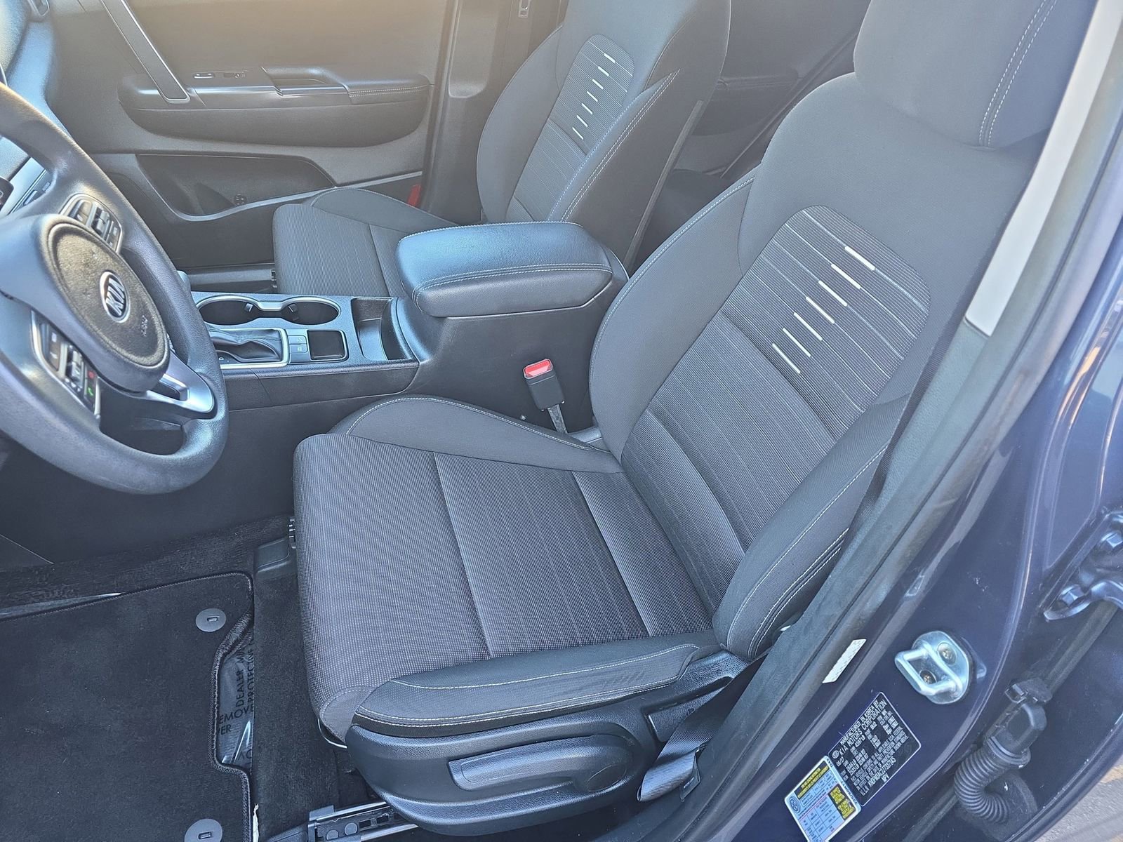 Used 2018 Kia Sportage LX image 17