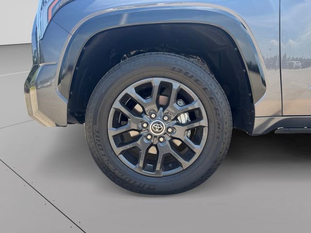 Used 2023 Toyota Tundra Platinum AWD/4WD image 9