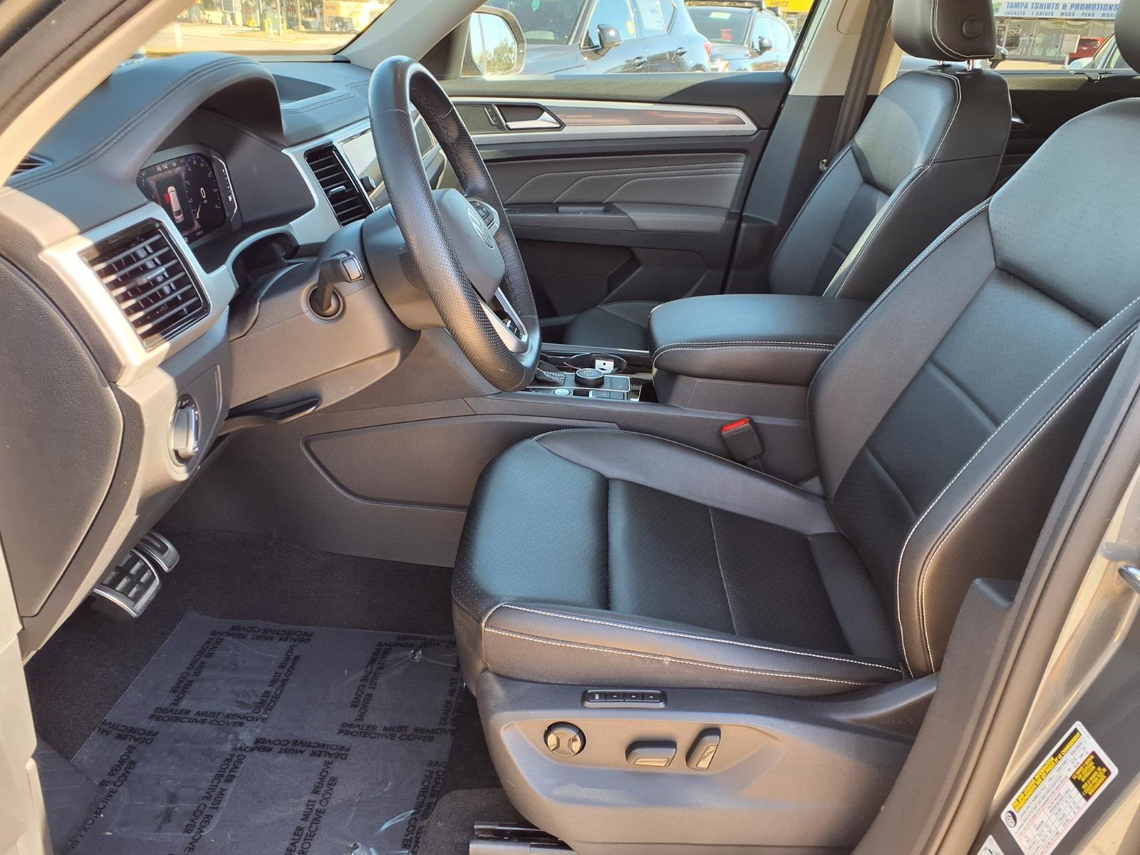 Used 2021 Volkswagen Atlas SEL R-Line image 22